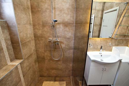 Feel Belgrade Downtown Apartment