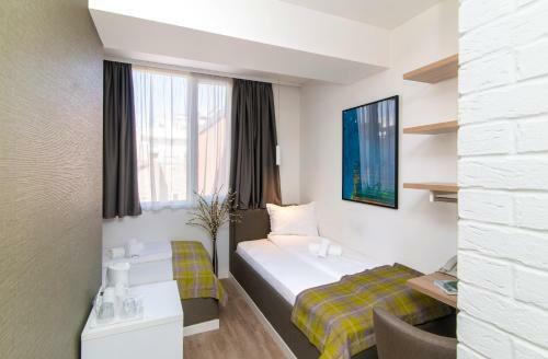 Belgrade Inn Garni Hotel