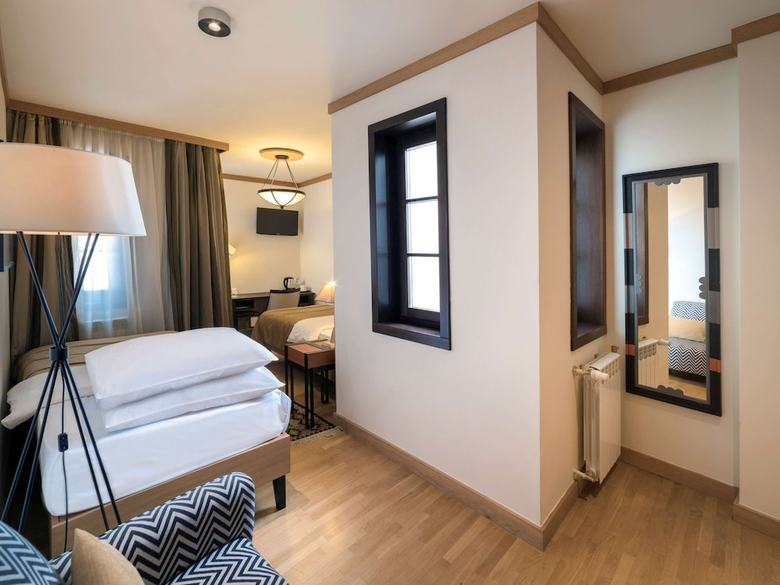 Hotel Mercure Belgrade Excelsior