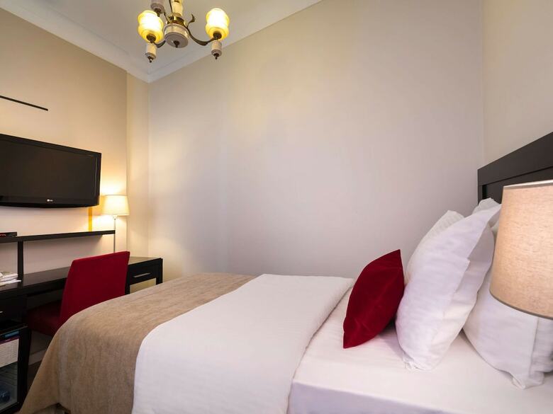 Hotel Mercure Belgrade Excelsior