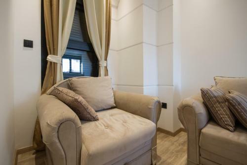 Central Business Apartment