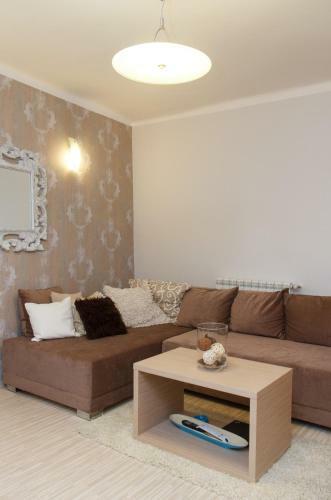 Central Business Apartment