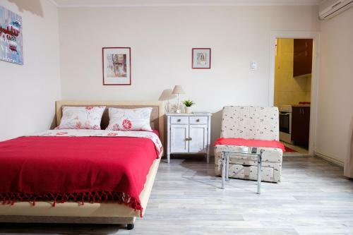 Butterfly Apartment