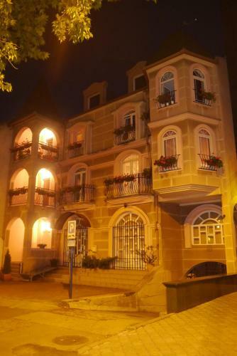 Hostal Guest House Vila Lord