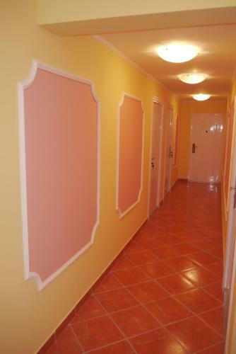 Hostal Guest House Vila Lord