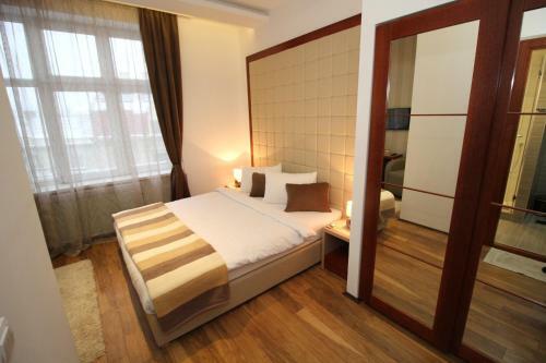 Hostal Metropoliten Rooms