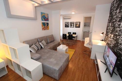 New Belgrade Apartment Neven