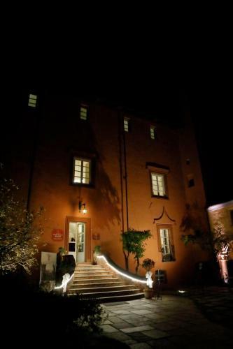 Hotel Castello Rosso