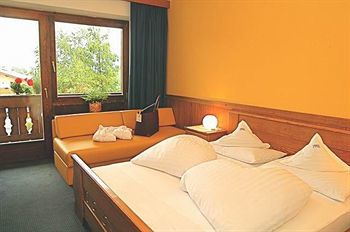 Hotel Pf�sl