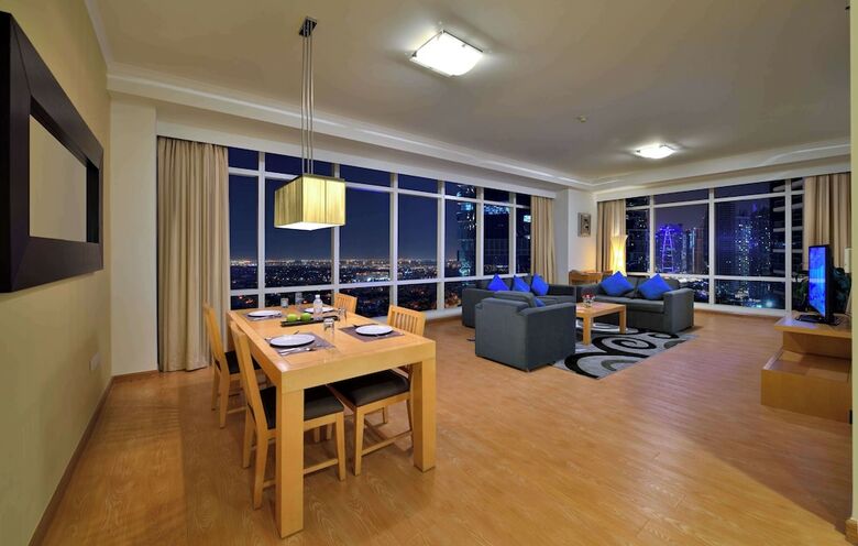 Oaks Liwa Heights Hotel Apartments