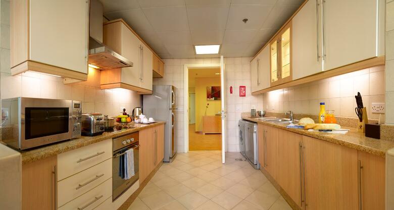 Oaks Liwa Heights Hotel Apartments
