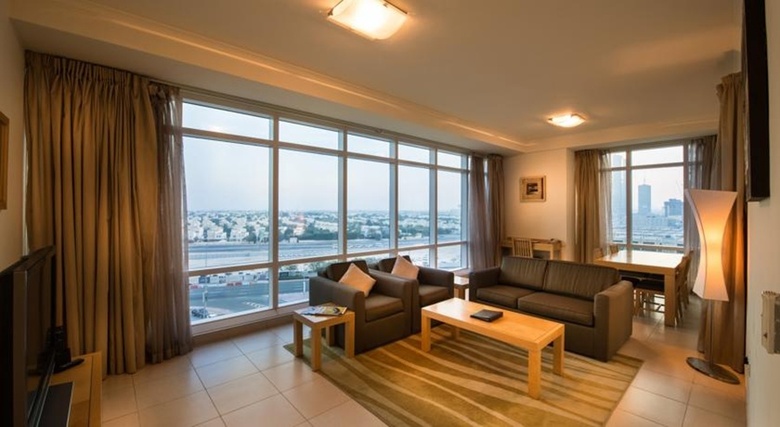Oaks Liwa Heights Hotel Apartments