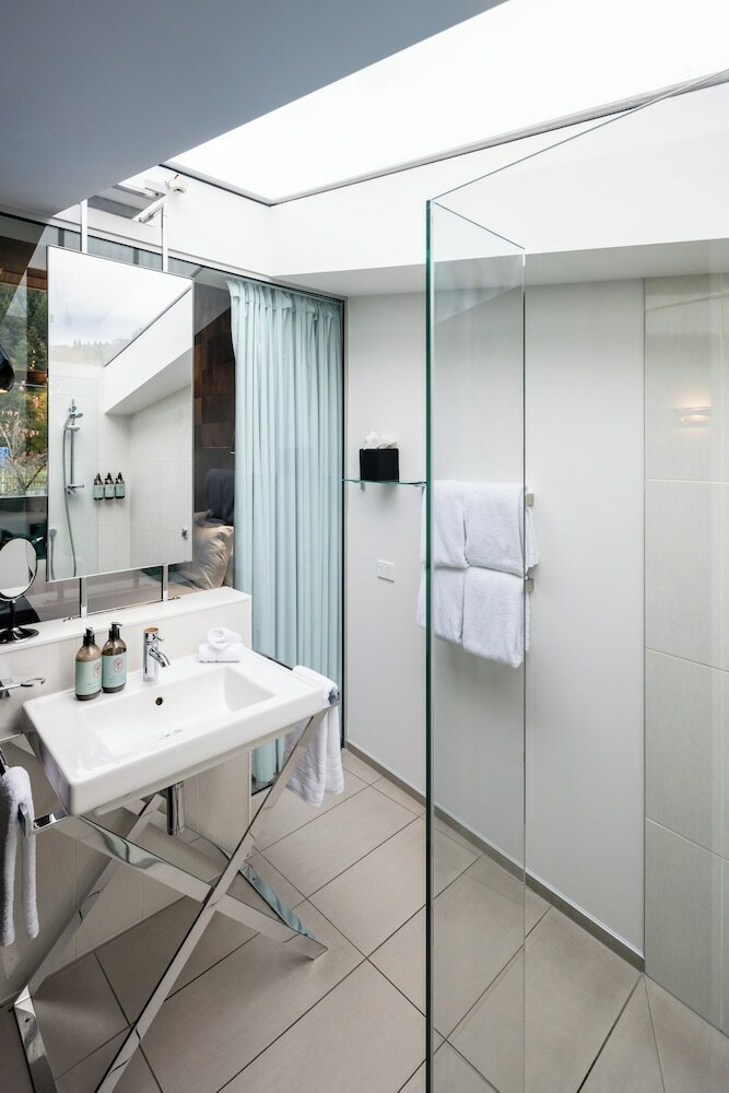 Queenstown Park Boutique Hotel
