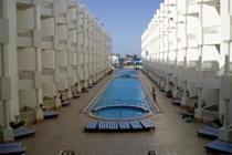 Hotel Emerald Beach Resort