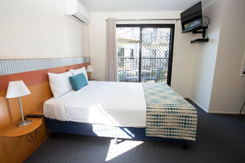 Hotel Australis Noosa Lakes