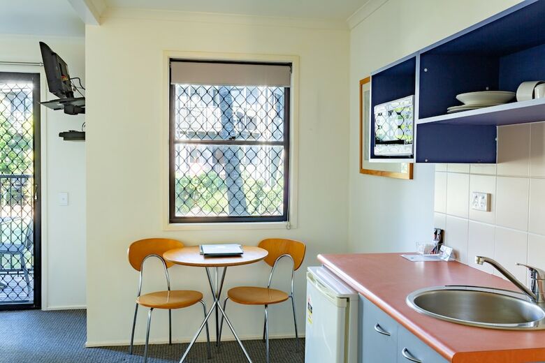 Hotel Australis Noosa Lakes