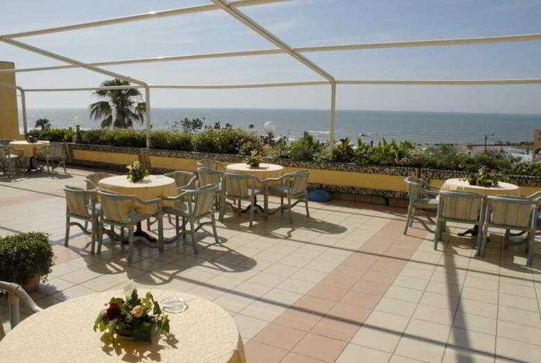 Hotel Le Littoral