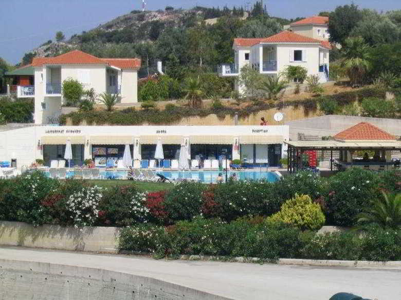Apartamentos Liberatos Village