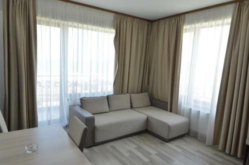 Summerland Happy Blue Apartments