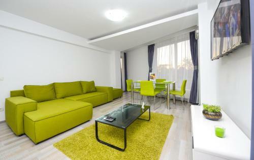 Hotel Harmony Suites