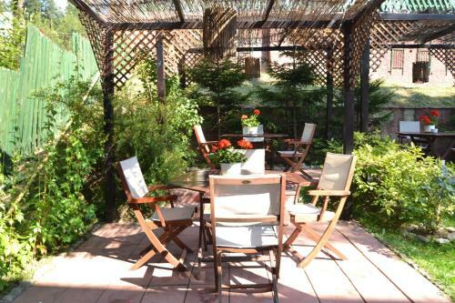 Hostal Pensiunea Crescent