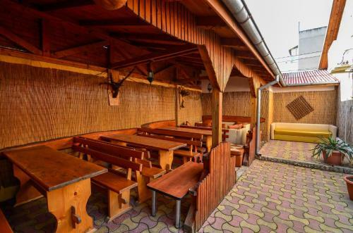 Hostal Pensiunea Milic?