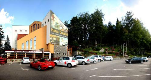 Hotel Piatra Craiului