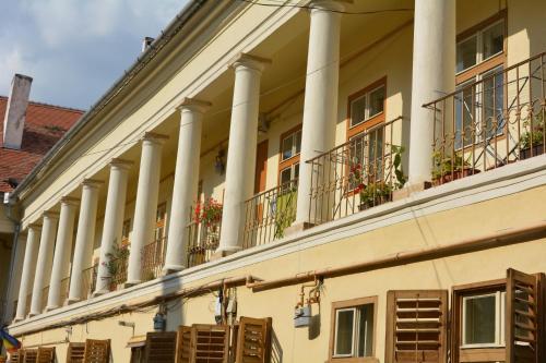 History Apartment Piata Mare