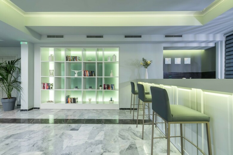 Contessa Hotel
