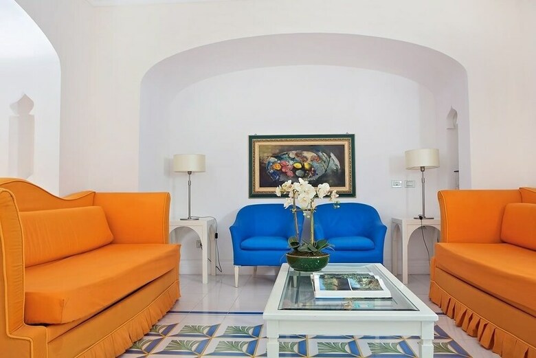 Grand Hotel Riviera(.)