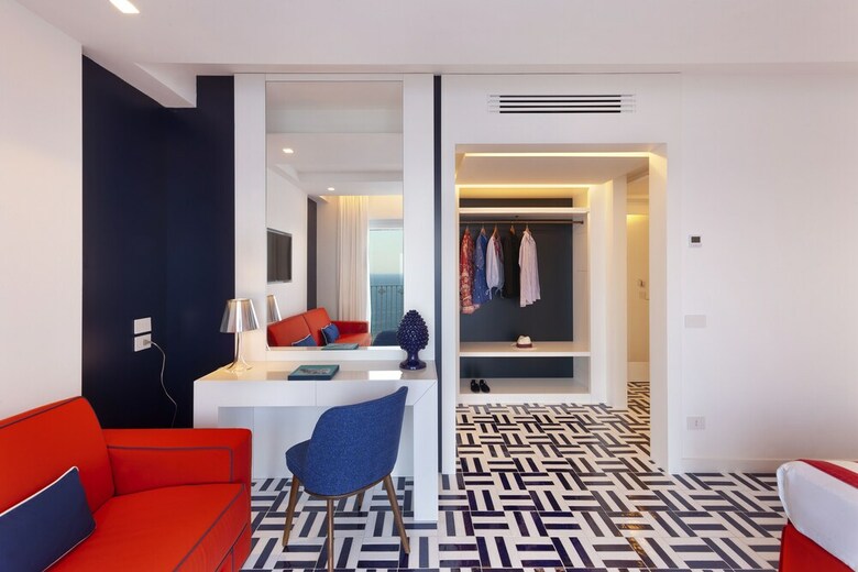 Grand Hotel Riviera(.)