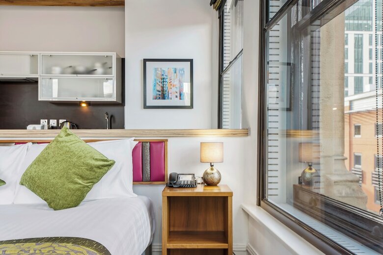 Aparthotel Roomzzz Manchester