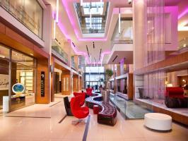Crystal Towers Hotel And Spa