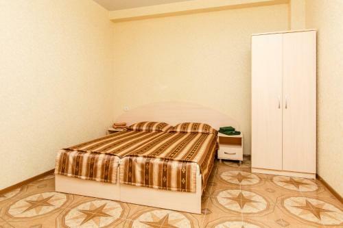 Hostal Versal 2 Guest House