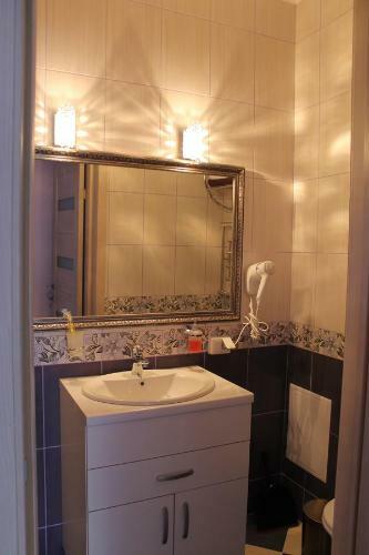 Apartments Exclusive