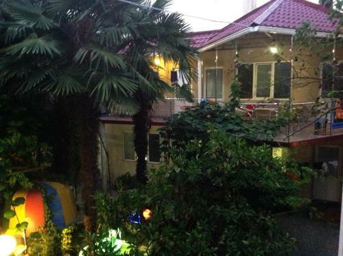 Hostal Oasis Guest House