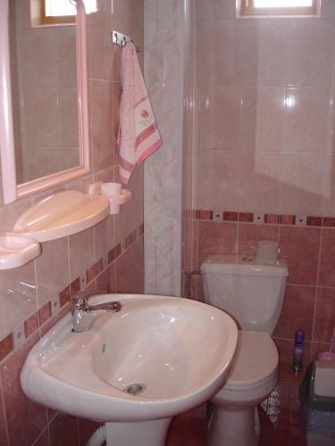 Hostal Lidiya Guest House