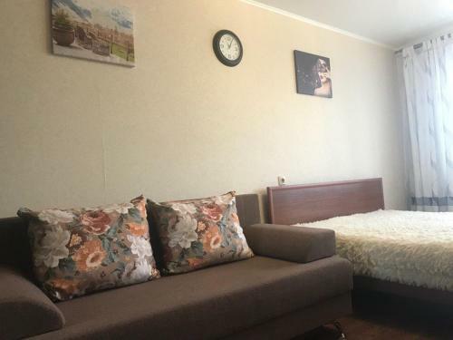 Apartment On Adoratskogo 42