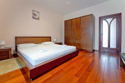 Apartment Lenina 45