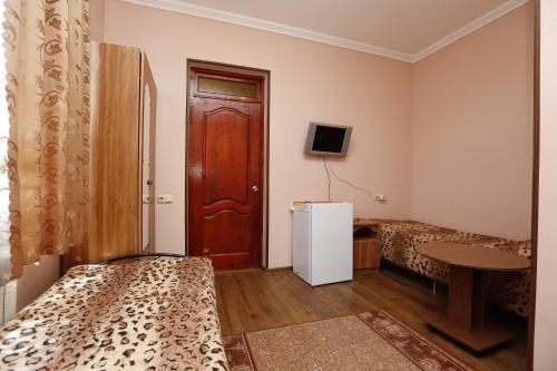 Hostal Guesthouse Na Ulitze Mimoz 9