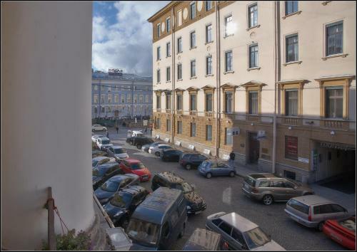 Apartments On Italianskaya 1