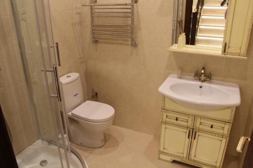 Hostal Dinastiya Guest House