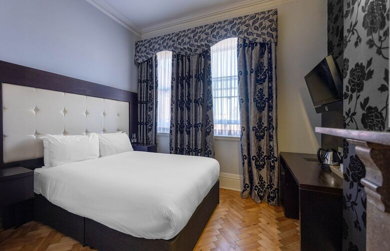 Cathedral Quarter Hotel(.)