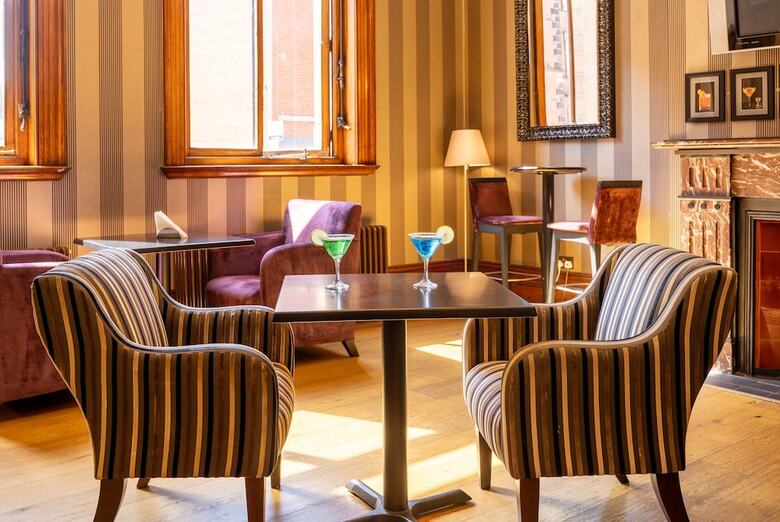 Cathedral Quarter Hotel(.)