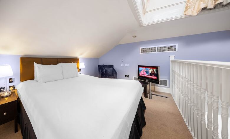 Cathedral Quarter Hotel(.)