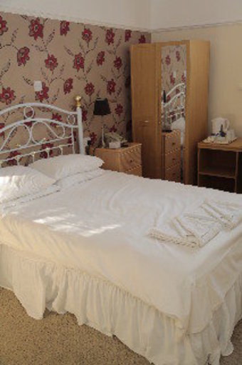 Maes Manor Country Hotel