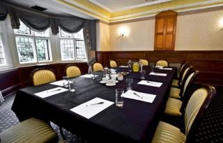 Maes Manor Country Hotel