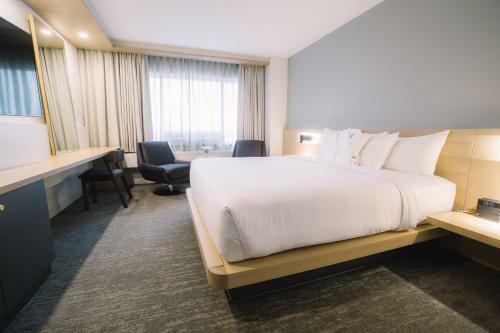 Hotel Inn At The Forks