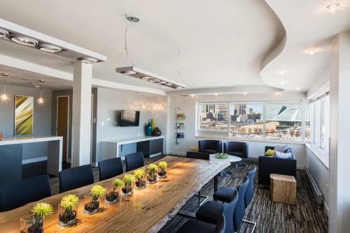 Hotel Inn At The Forks