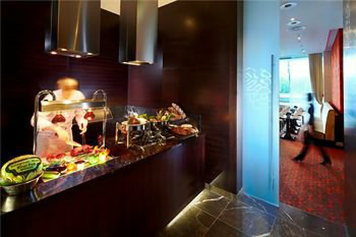 Hotel Kempinski River Park